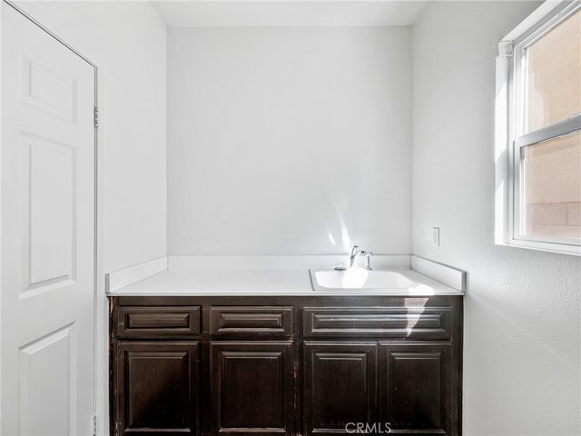 11798 Alana Way, Victorville, CA 92392