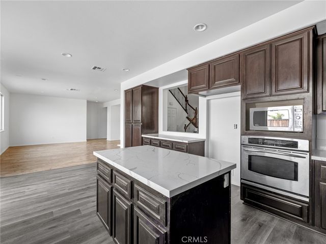 11798 Alana Way, Victorville, CA 92392