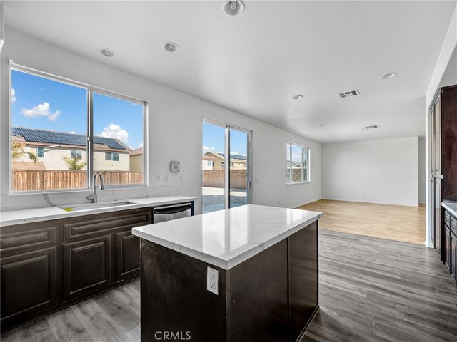 11798 Alana Way, Victorville, CA 92392