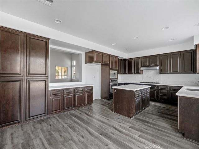 11798 Alana Way, Victorville, CA 92392