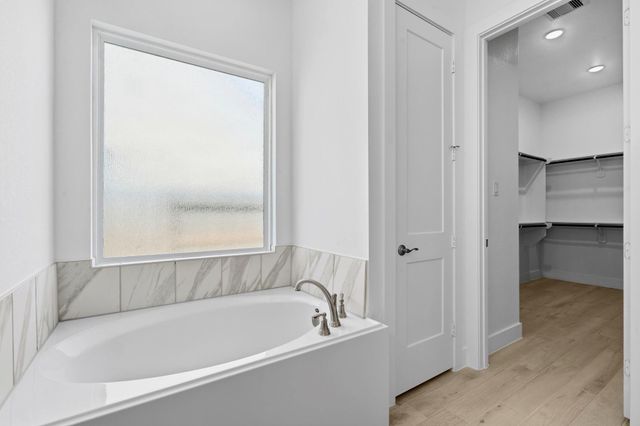 446 Hillview Nature Drive, New Caney, TX 77357