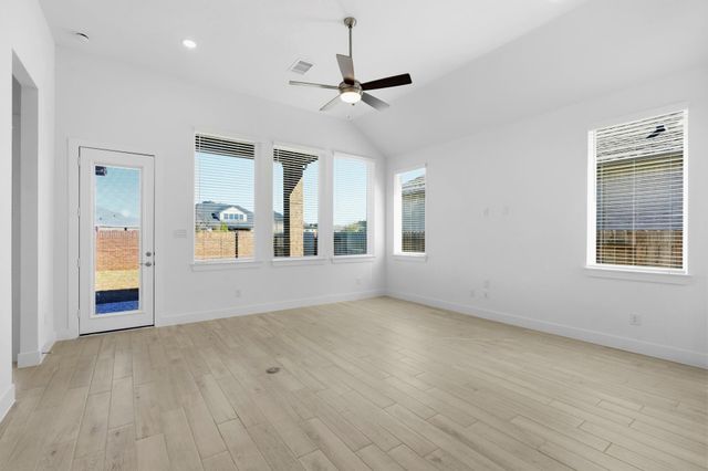 446 Hillview Nature Drive, New Caney, TX 77357