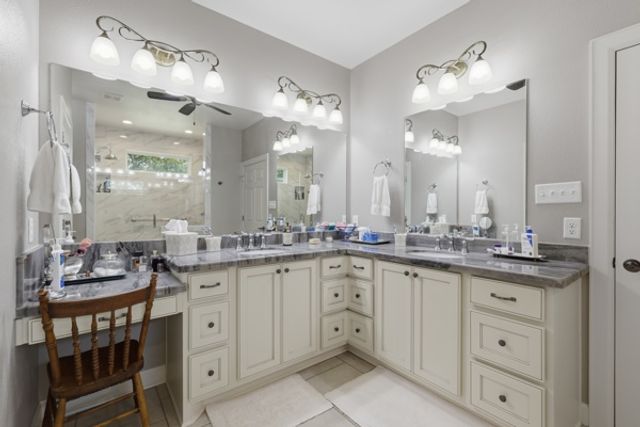 3104 Stonewood Drive, Franklin, TX 77856