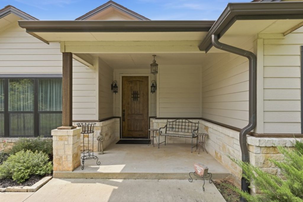 3104 Stonewood Drive, Franklin, TX 77856 — photo 4