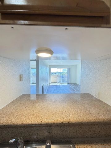 4041 Oakcrest Dr 408, San Diego, CA 92105