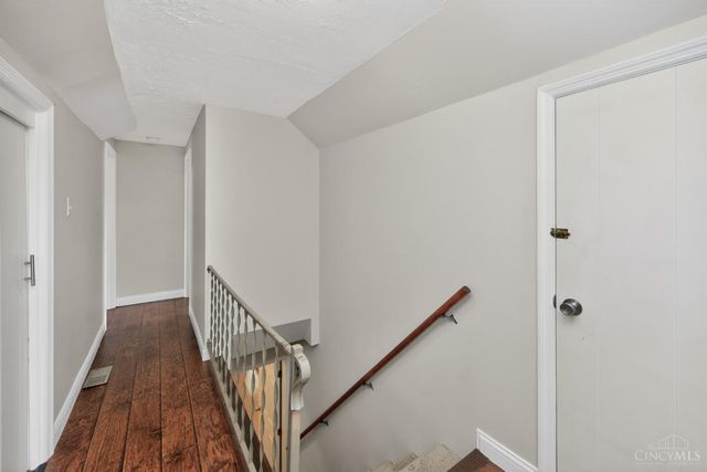 9520 West Avenue, Blue Ash, OH 45242