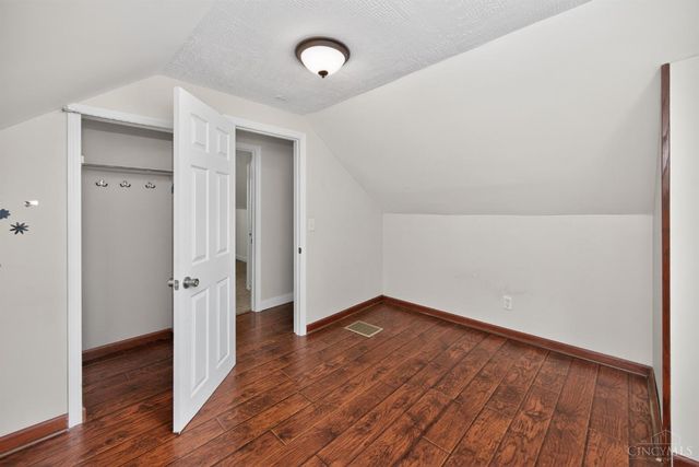 9520 West Avenue, Blue Ash, OH 45242