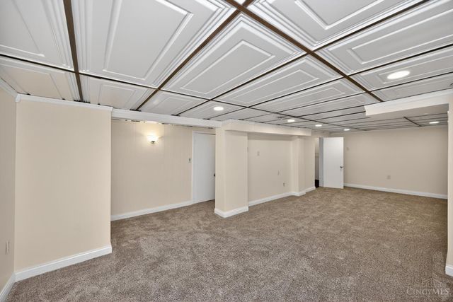 9520 West Avenue, Blue Ash, OH 45242