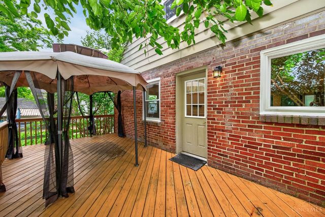 9520 West Avenue, Blue Ash, OH 45242