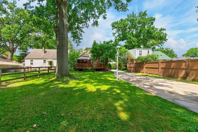 9520 West Avenue, Blue Ash, OH 45242