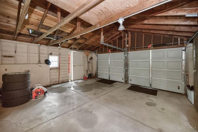 9520 West Avenue, Blue Ash, OH 45242