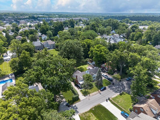 9520 West Avenue, Blue Ash, OH 45242