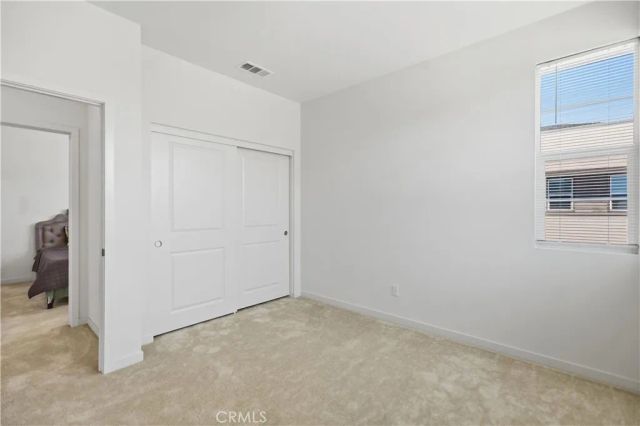 15964 Caterpillar, Fontana, CA 92336