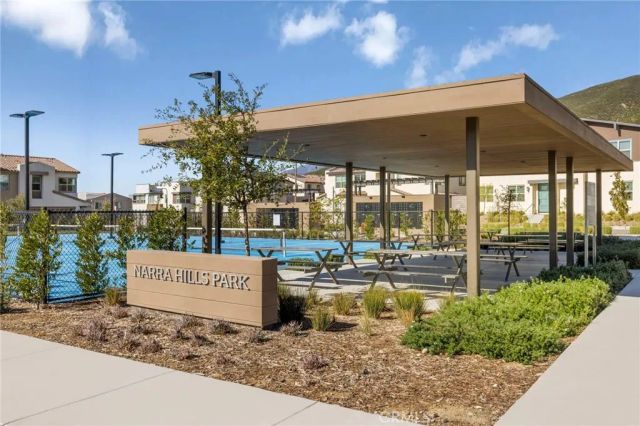15964 Caterpillar, Fontana, CA 92336