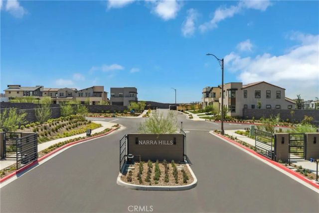 15964 Caterpillar, Fontana, CA 92336