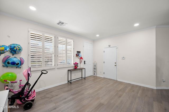 3126 W Apollo Road, Phoenix, AZ 85041