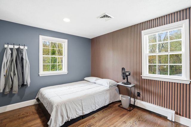 15 Hemlock Dr, Norwell, MA 02061