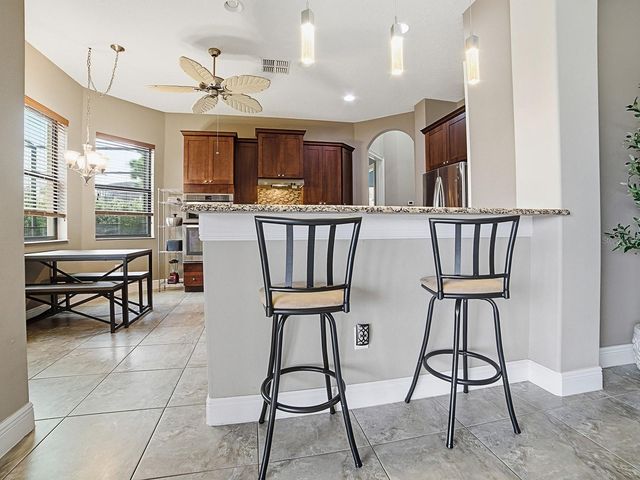 38701 OAK PLACE COURT, Lady Lake, FL 32159