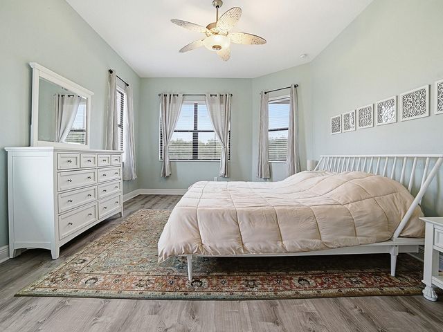 38701 OAK PLACE COURT, Lady Lake, FL 32159