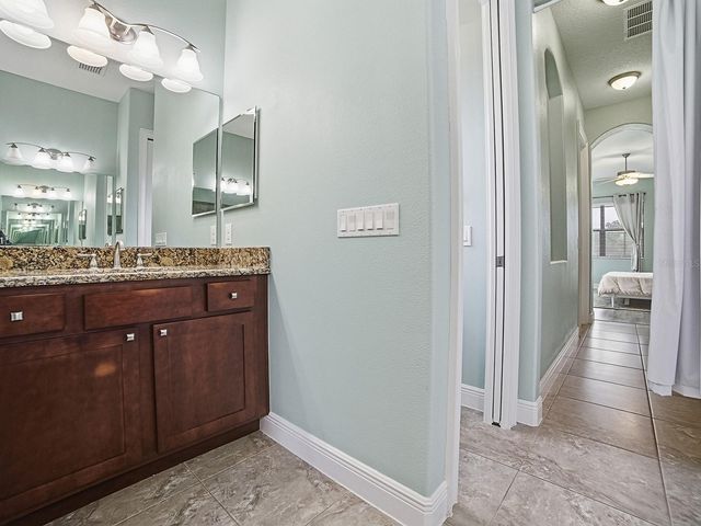 38701 OAK PLACE COURT, Lady Lake, FL 32159