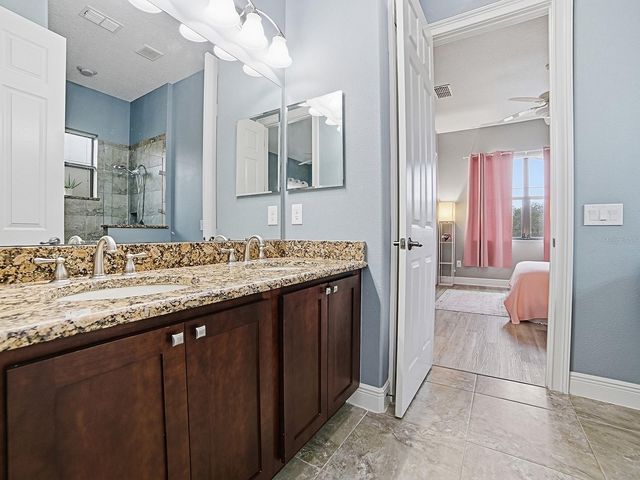 38701 OAK PLACE COURT, Lady Lake, FL 32159