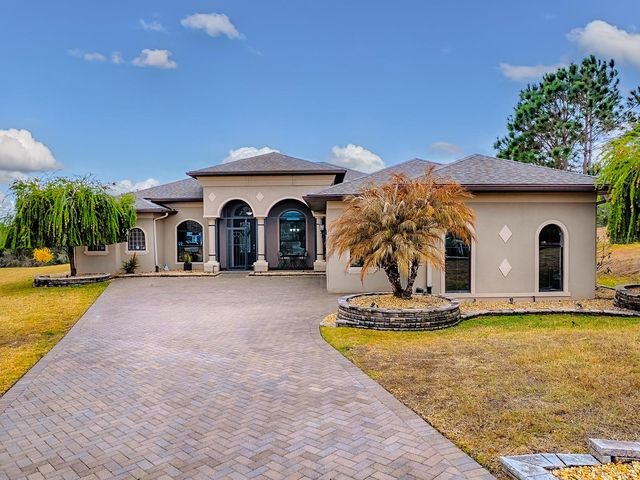 38701 OAK PLACE COURT, Lady Lake, FL 32159