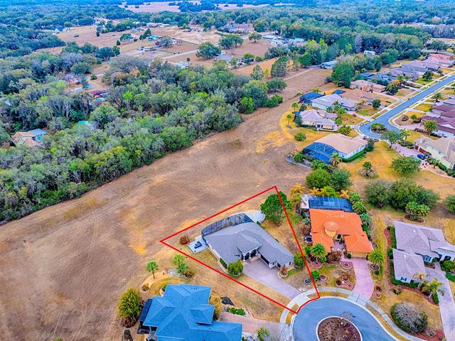 38701 OAK PLACE COURT, Lady Lake, FL 32159