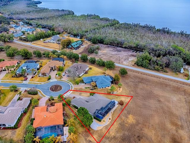 38701 OAK PLACE COURT, Lady Lake, FL 32159