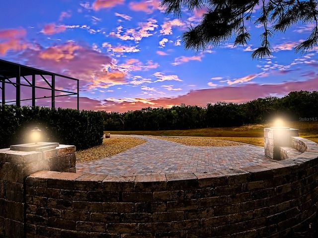 38701 OAK PLACE COURT, Lady Lake, FL 32159