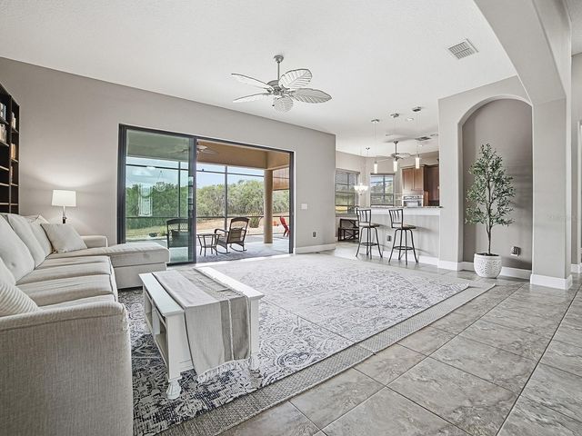 38701 OAK PLACE COURT, Lady Lake, FL 32159