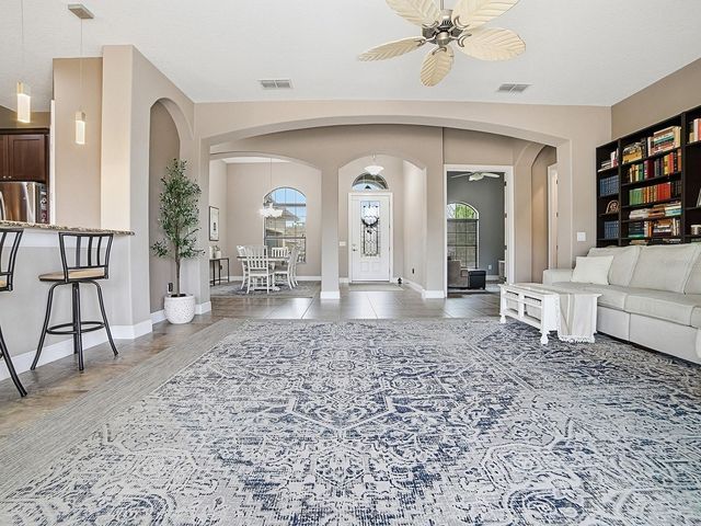 38701 OAK PLACE COURT, Lady Lake, FL 32159