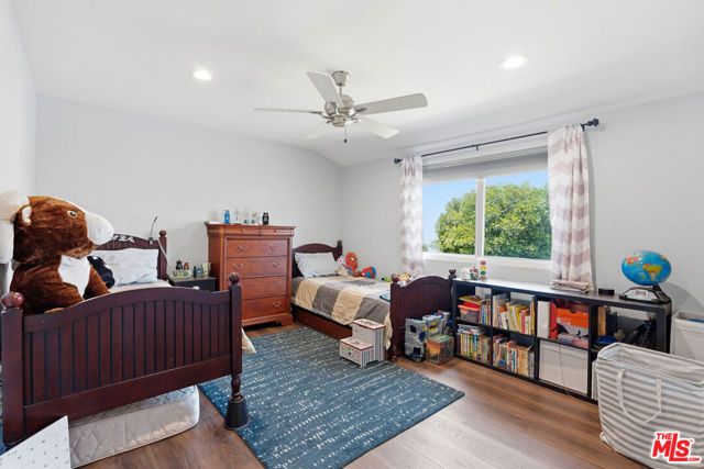 5516 Bluebell Avenue, Valley Village, CA 91607