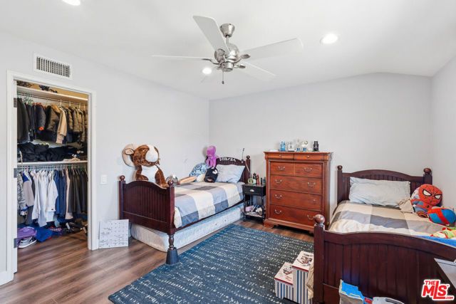 5516 Bluebell Avenue, Valley Village, CA 91607