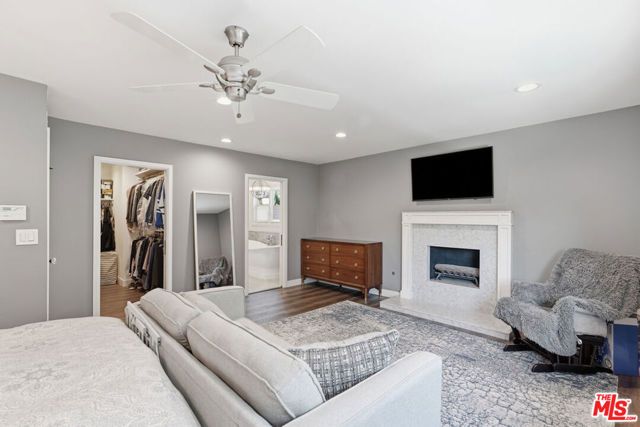 5516 Bluebell Avenue, Valley Village, CA 91607