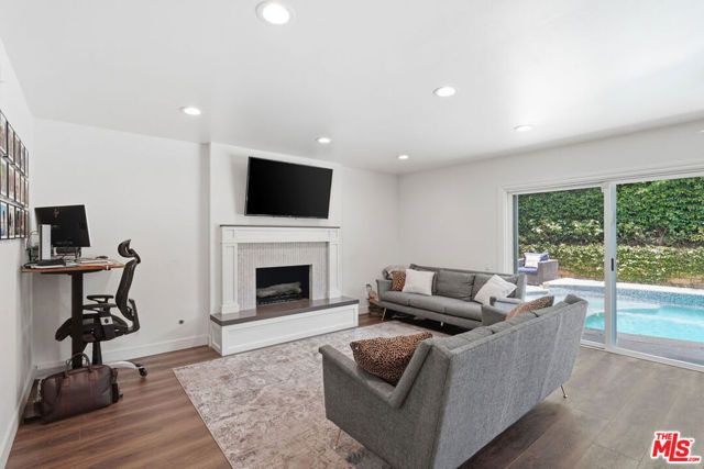 5516 Bluebell Avenue, Valley Village, CA 91607