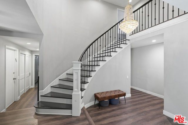 5516 Bluebell Avenue, Valley Village, CA 91607