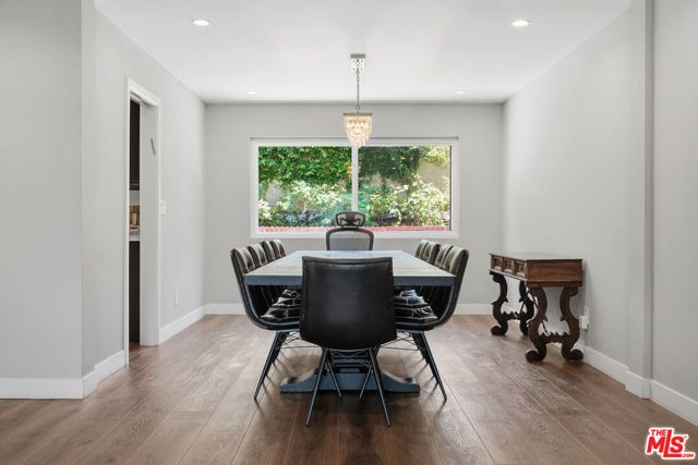 5516 Bluebell Avenue, Valley Village, CA 91607