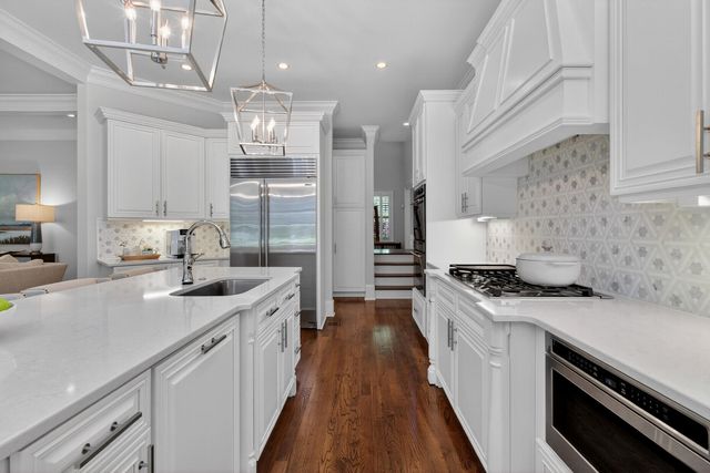 9 Watroo Point, Charleston, SC 29492