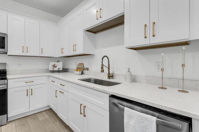 4015 Gravely Avenue, North Charleston, SC 29405