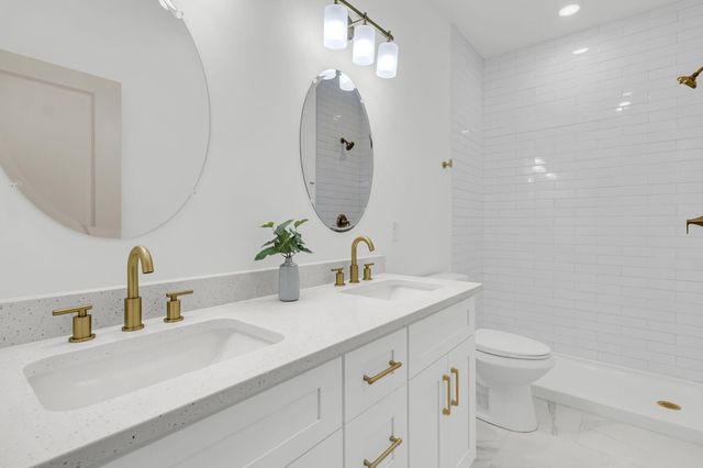 4015 Gravely Avenue, North Charleston, SC 29405