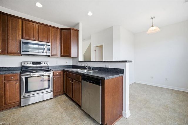 3146 Greenwood DR, Portsmouth, VA 23701