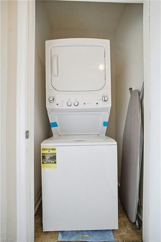 3146 Greenwood DR, Portsmouth, VA 23701