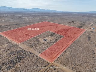 000 Bolsa Road, Golden Valley, AZ 86413