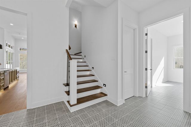 136 Abington Drive, Little Rock, AR 72223