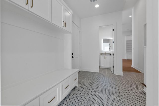 136 Abington Drive, Little Rock, AR 72223