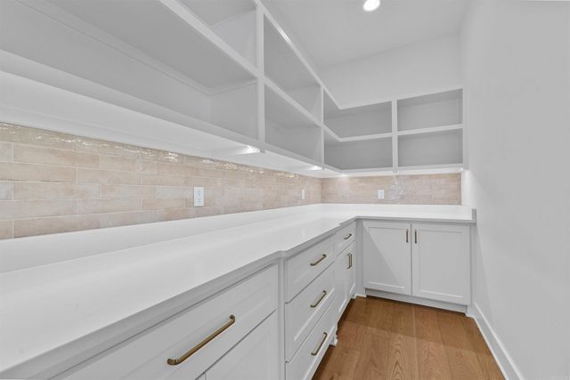 136 Abington Drive, Little Rock, AR 72223