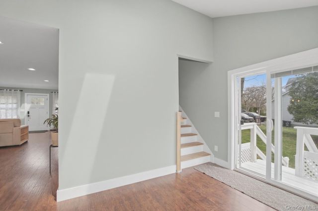 14 Sunburst Drive, Rocky Point, NY 11778