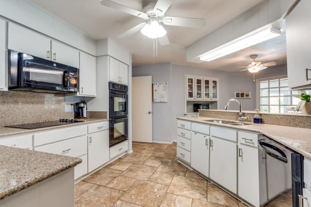 4309 Boca Bay Drive, Dallas, TX 75244