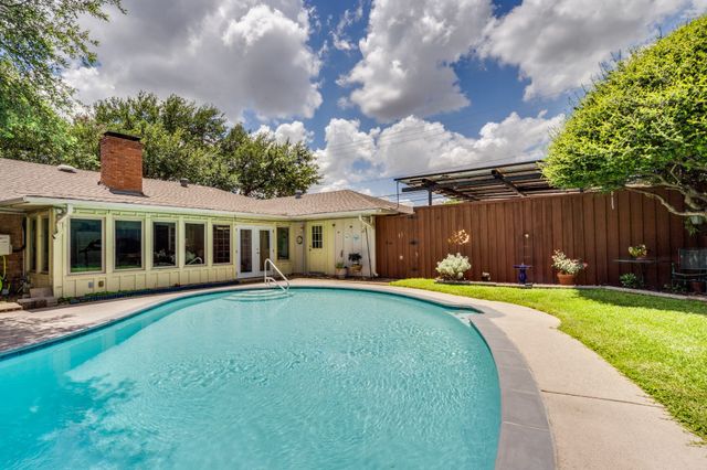 4309 Boca Bay Drive, Dallas, TX 75244
