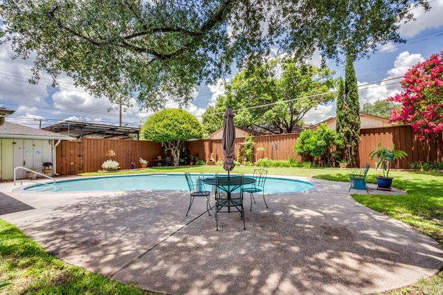 4309 Boca Bay Drive, Dallas, TX 75244